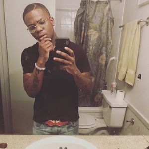 Meet your Posher, Lee